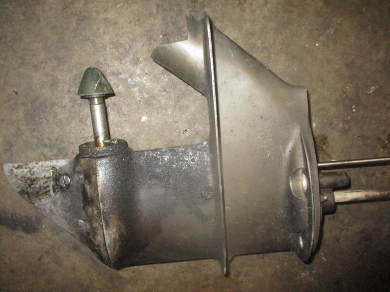 Evinrude 25hp outboard 15" shaft lower unit