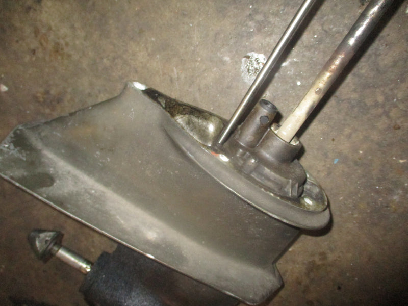 Evinrude 25hp outboard 15" shaft lower unit