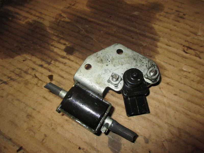 Yamaha 200hp HPDI outboard map sensor and solenoid (68F-83688-00)