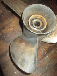 Load image into Gallery viewer, Yamaha 80hp 4 Stroke Outboard Painted Steel Propeller 13 X 17-K-2
