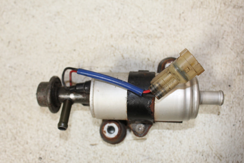 Suzuki DT140 140hp Outboard Electric Fuel Pump (15100-94900)