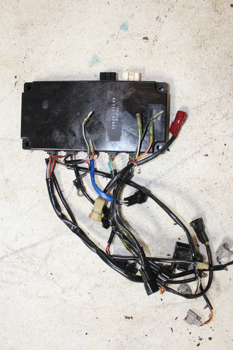 Suzuki DT200 200hp Outboard CDI (33920-92E50)