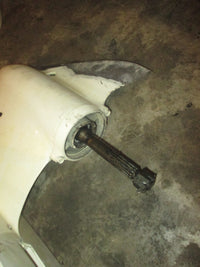 Load image into Gallery viewer, Johnson Suzuki 60hp 4 stroke outboard 20&quot; Lower Unit
