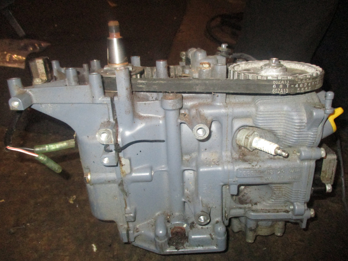 Yamaha 9.9hp 4 stroke outboard crankcase powerhead