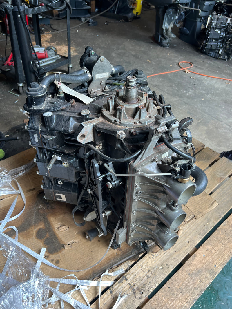 Evinrude ETEC 250hp outboard crankcase powerhead
