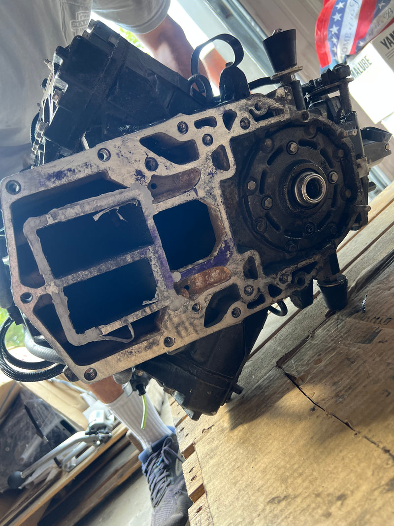 Evinrude ETEC 250hp outboard crankcase powerhead