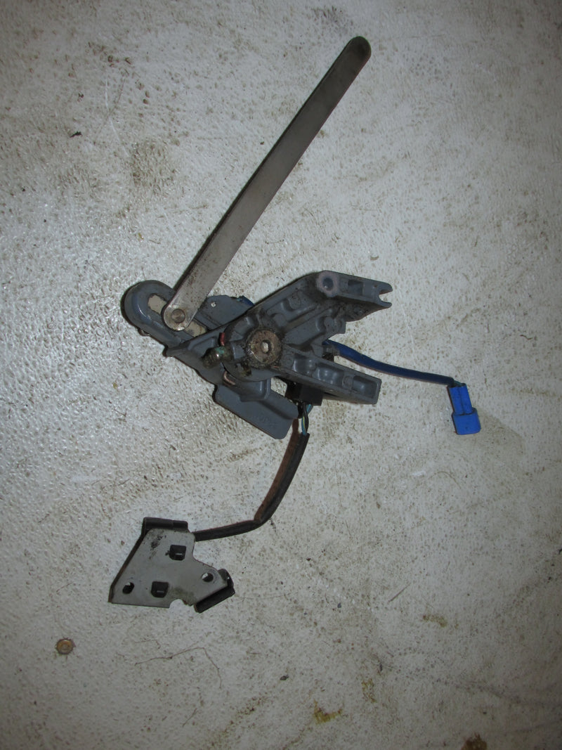 Yamaha 250hp 3.3L 4 Stroke Outboard Neutral Switch and Bracket (69J-44176-01-15)