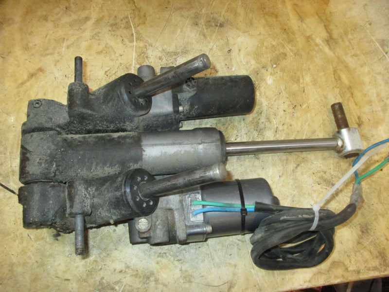 Yamaha 350hp 4 Stroke outboard Tilt Trim Unit 6AW-43800-00