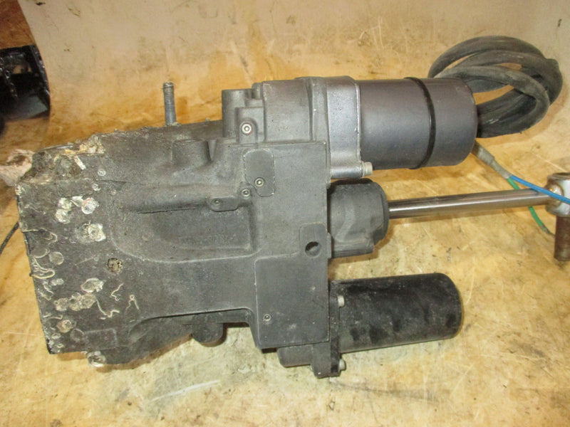 Yamaha 350hp 4 Stroke outboard Tilt Trim Unit 6AW-43800-00
