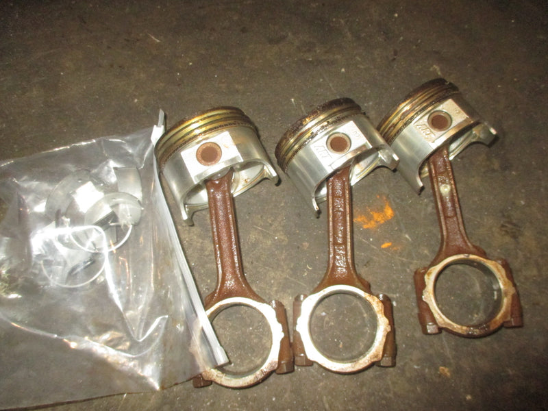 Suzuki DF 70 70hp 4 Stroke Outboard Piston and Rod Set of 3 (12111-99E01)