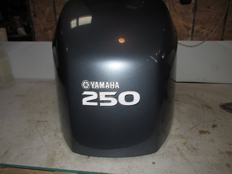 Yamaha 250hp 3.3L 4 Stroke Outboard Top Cowling