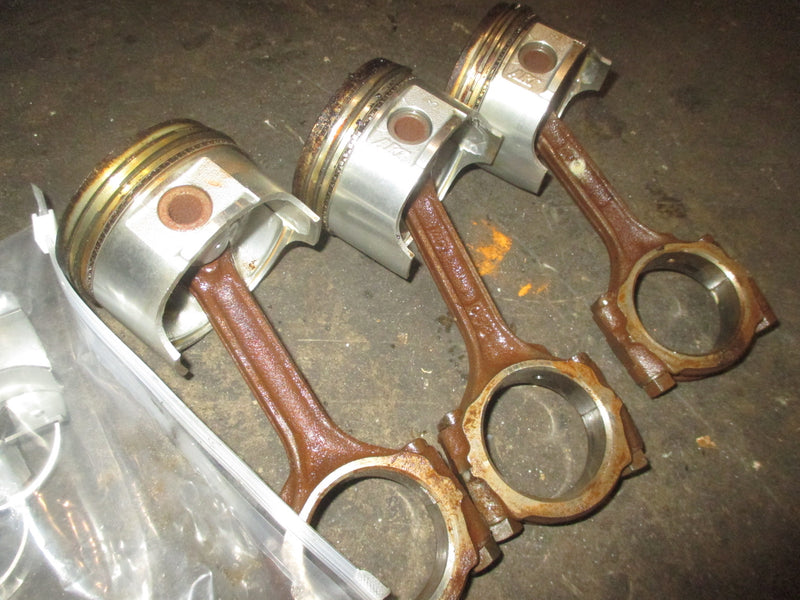 Suzuki DF 70 70hp 4 Stroke Outboard Piston and Rod Set of 3 (12111-99E01)