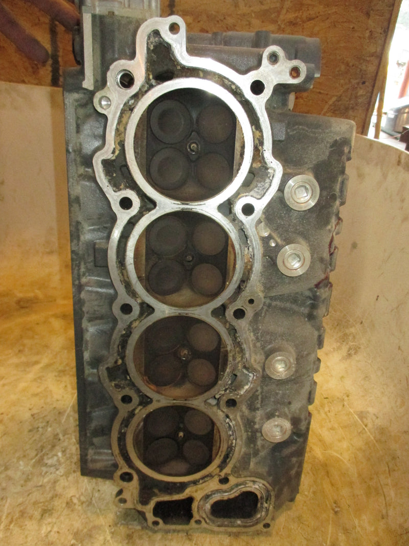 Yamaha 350hp 4 Stroke outboard Starboard Cylinder Head (Parts)