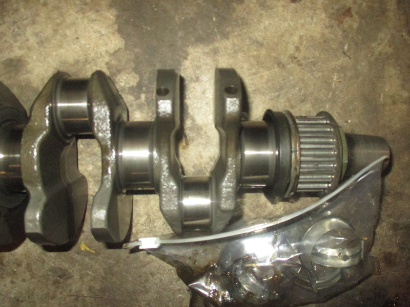 Suzuki DF70 70hp 4 stroke outboard Crankshaft (12220-99E01)