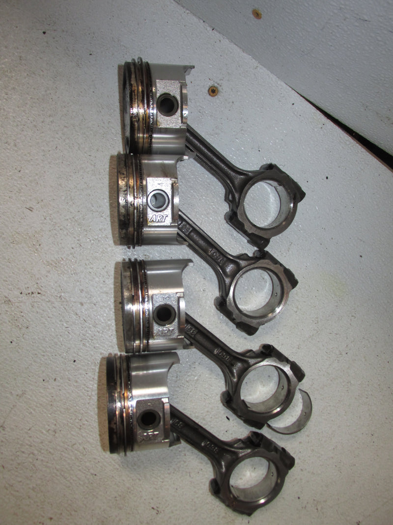 Suzuki DF70 70hp Outboard Piston and Rod Set (12111-99E01)