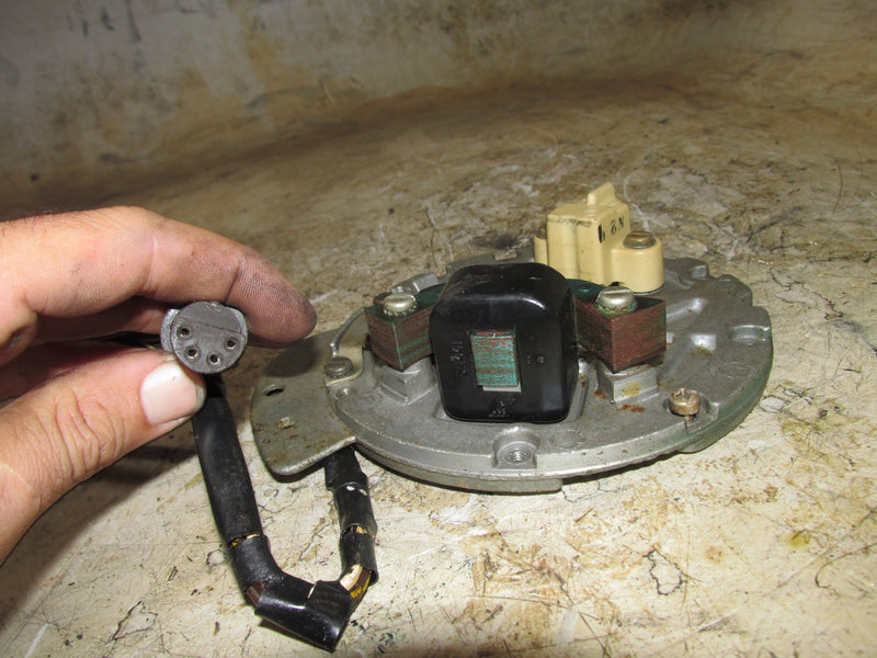 Evinrude 15hp 2 Stroke Outboard Timer Base (582355)