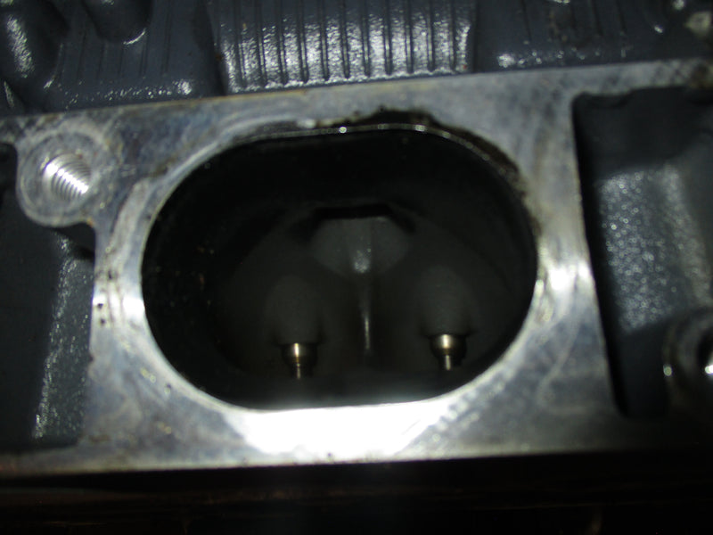 Yamaha 300hp 4 stroke outboard starboard cylinder head 6CE-00