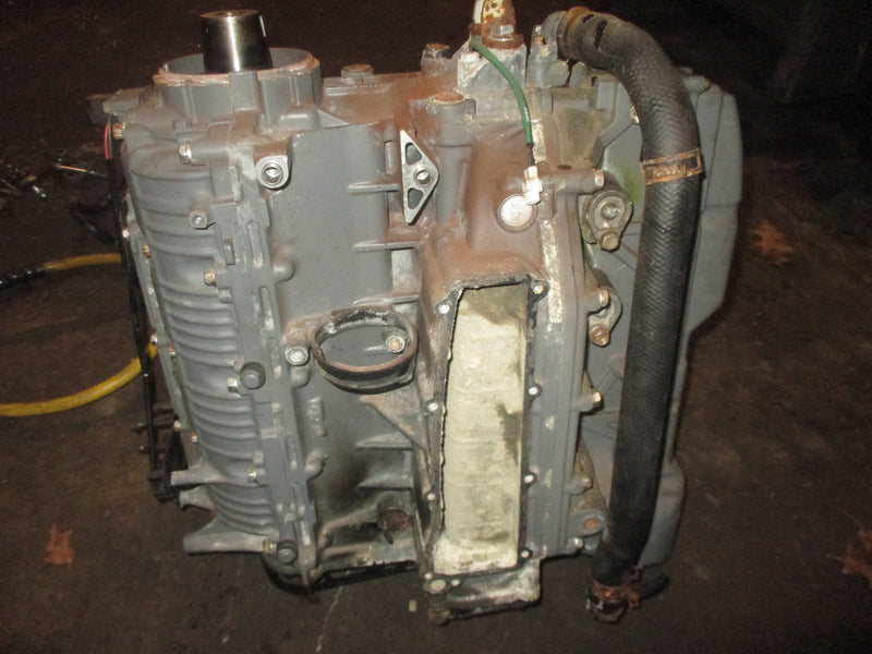 Suzuki DF140 140hp 4 Stroke Outboard Crankcase Powerhead