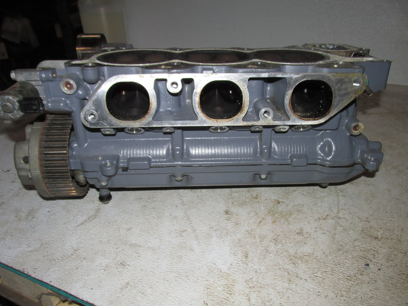 Yamaha 250hp 3.3L 4 Stroke Outboard Starboard Cylinder Head