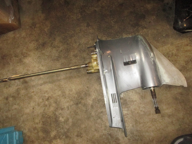 Yamaha 150hp 2 Stroke outboard 25" Lower Unit