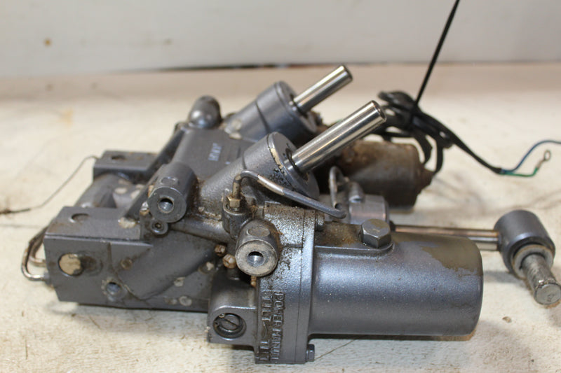 Yamaha 90hp 2 Stroke Outboard Tilt Trim Unit (6H1-17)