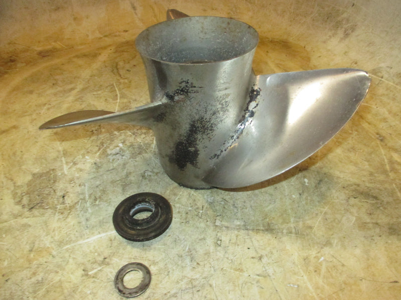 Yamaha 150hp 2 Stroke outboard Stainless Steel Propeller 13 3/4 X 17-M2