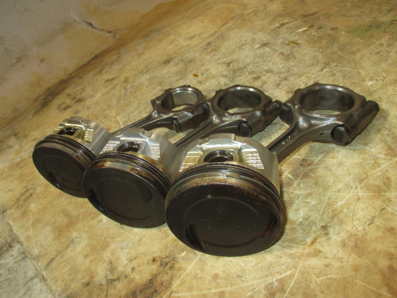Honda BF40A 40hp 4 stroke outboard piston and rod set