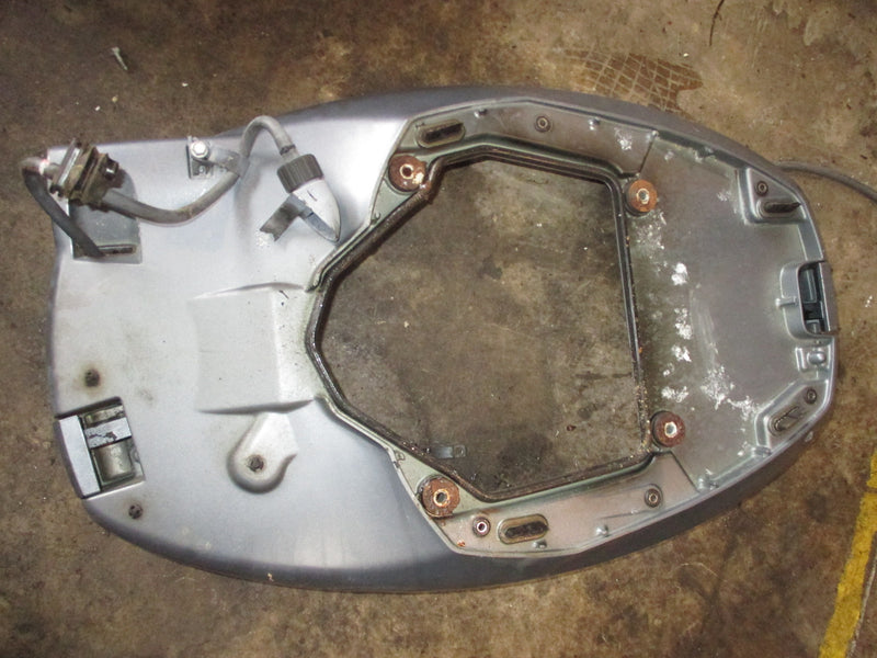 Yamaha 115hp 4 stroke outboard bottom cowling (68V-42710-00-8D)