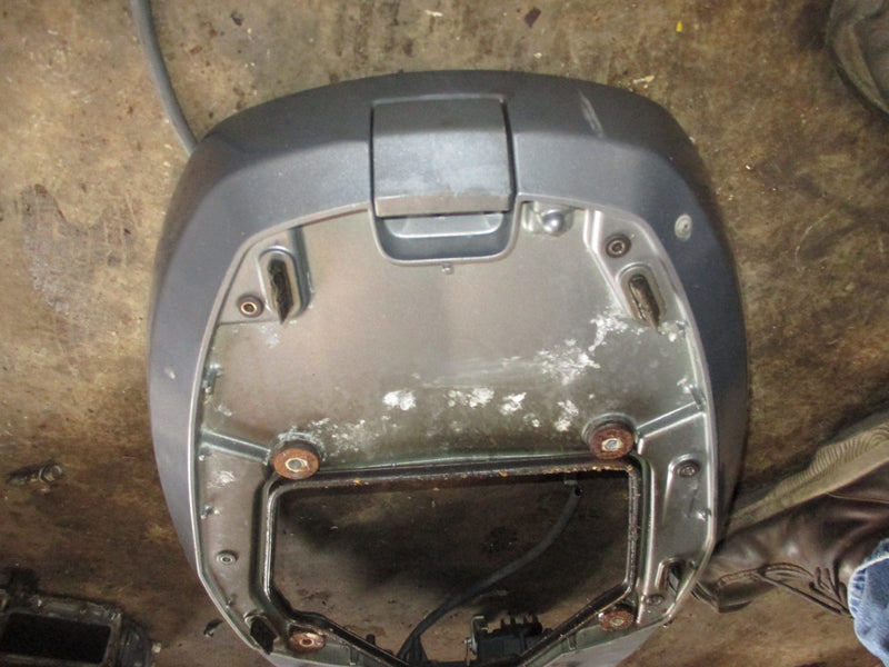 Yamaha 115hp 4 stroke outboard bottom cowling (68V-42710-00-8D)