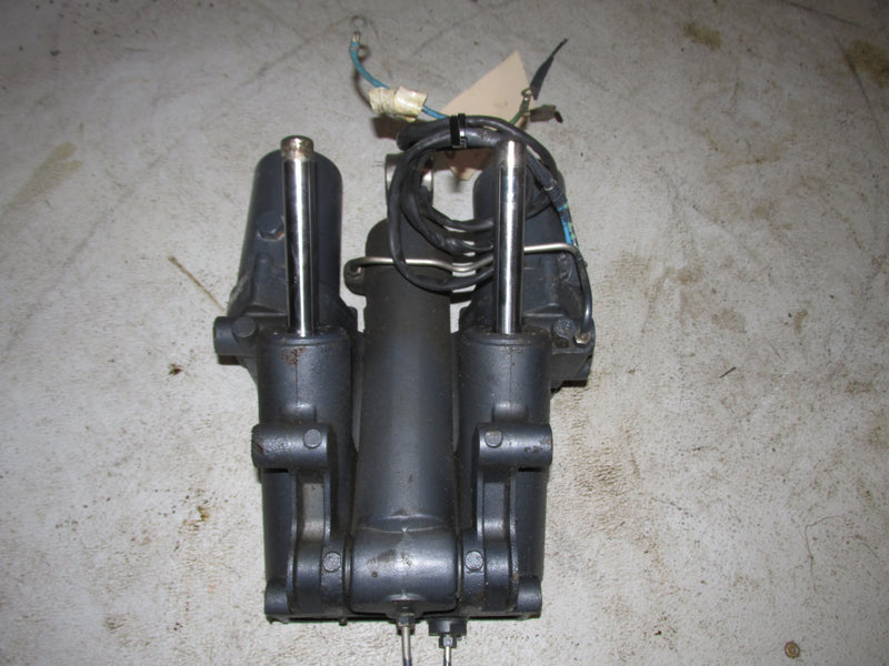 Yamaha 250hp 3.3L 4 Stroke Outboard Tilt Trim Unit