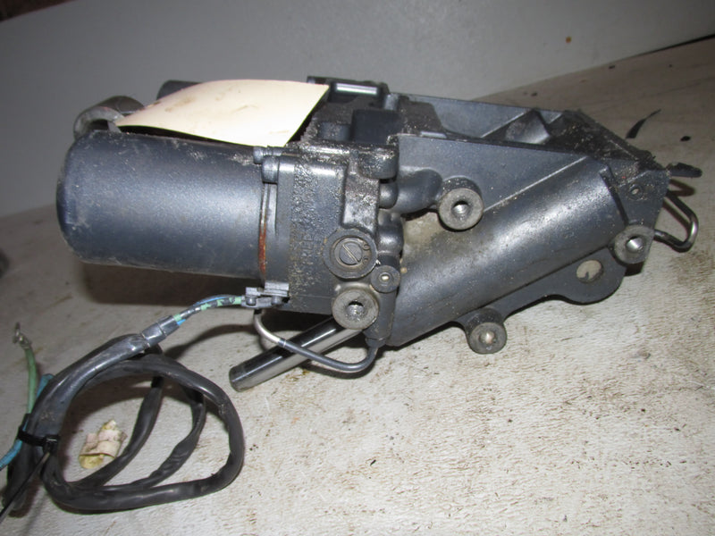 Yamaha 250hp 3.3L 4 Stroke Outboard Tilt Trim Unit