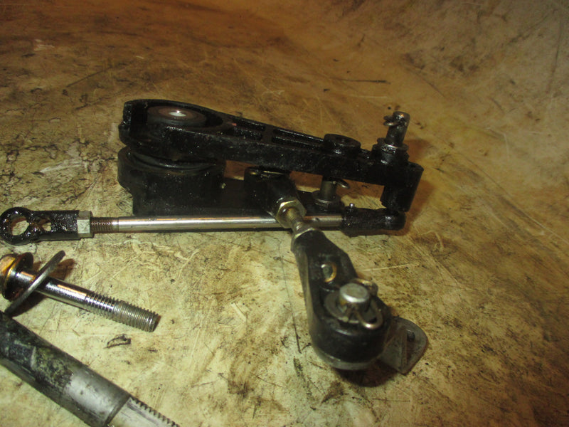 Suzuki DF70 70hp 4 stroke outboard Throttle and Shifter Bracket (23211-99E00)
