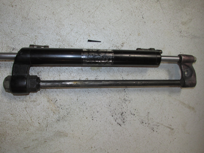 Suzuki DF70 70hp Outboard Seastar Hydraulic Steering Cylinder (HC4600)