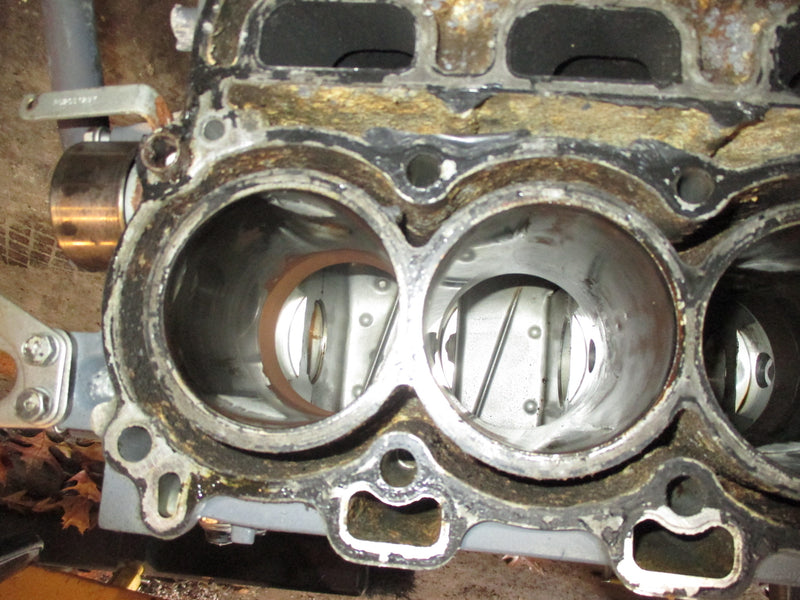 Yamaha 115hp 4 stroke outboard crankcase block