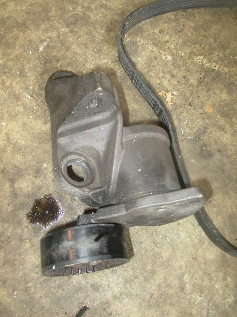 Mercury 275hp Verado 4 stroke outboard drive belt and tensioner (885349T05)