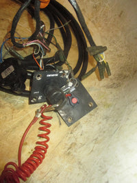 Load image into Gallery viewer, Suzuki DF70 70hp 4 stroke outboard 20' Round Black Plug Rigging Harness
