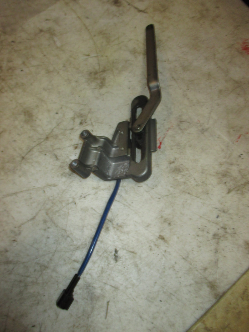 Yamaha 115hp 4 stroke outboard neutral switch and bracket (68F-8259F-00)