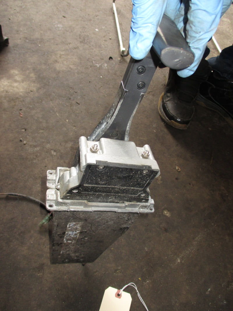 Suzuki Outboard top mount control box