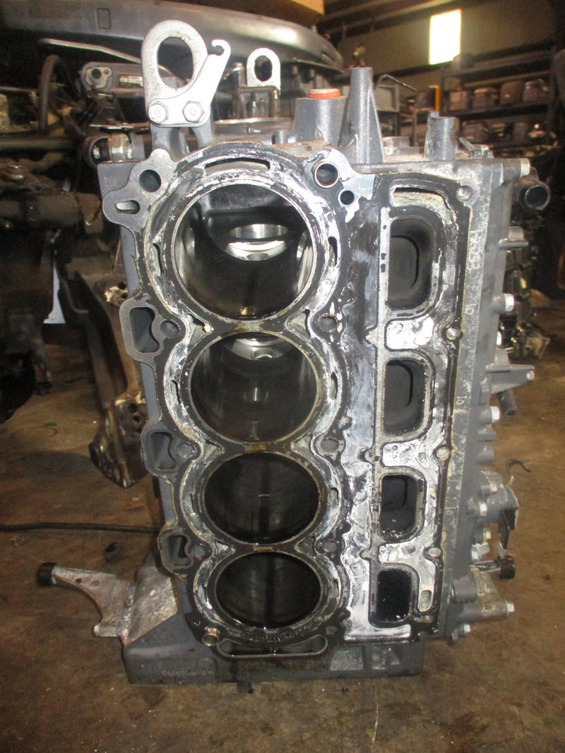Yamaha 115hp 4 stroke outboard crankcase block