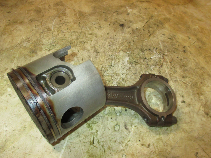 Mercury 115hp 2 stroke outboard Piston and Rod (826191)