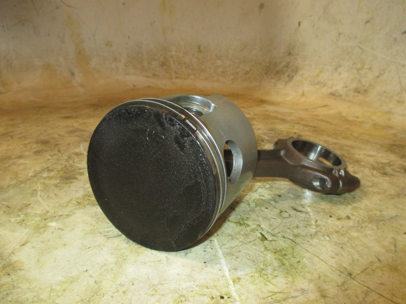 Mercury 115hp 2 stroke outboard Piston and Rod (826191)