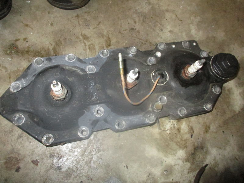 Evinrude 150hp outboard cylinder head (337548)