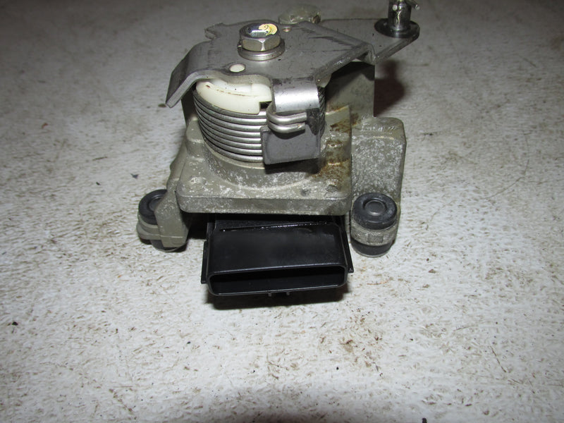Yamaha 250hp 3.3L 4 Stroke Outboard Throttle Bracket