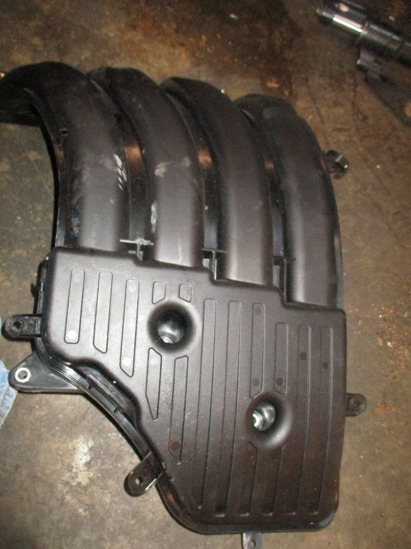 Yamaha 200hp 4 stroke outboard intake manifold (6DA-13641-00-00)
