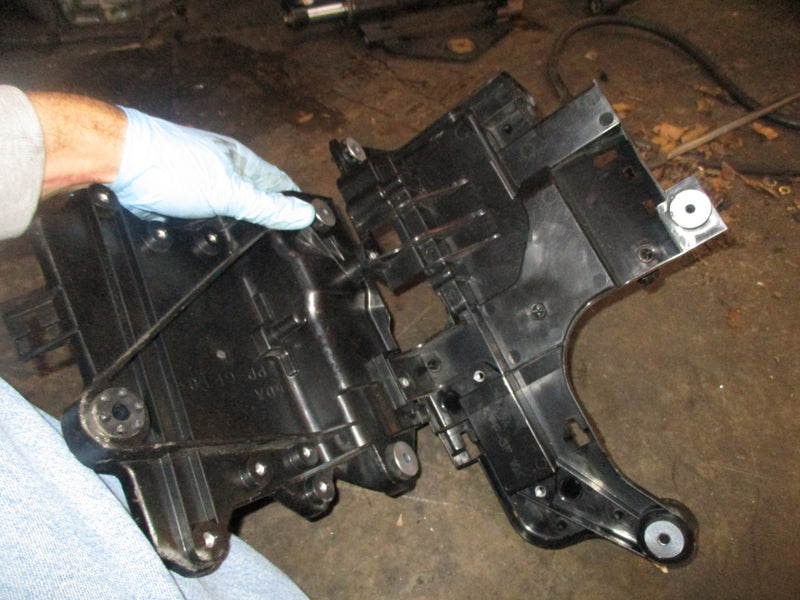 Yamaha 200hp 4 stroke outboard electronics holder (6DA-81952-00-00)