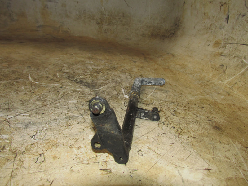Evinrude 20hp 2 Stroke Outboard Throttle Bracket (331447)
