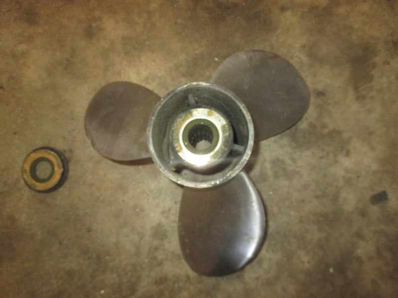 Mercury 115hp 2 stroke outboard Stainless Propeller (48-16988A5) 18P