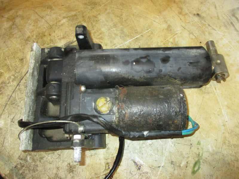 Mercury 115hp 2 stroke outboard tilt trim unit