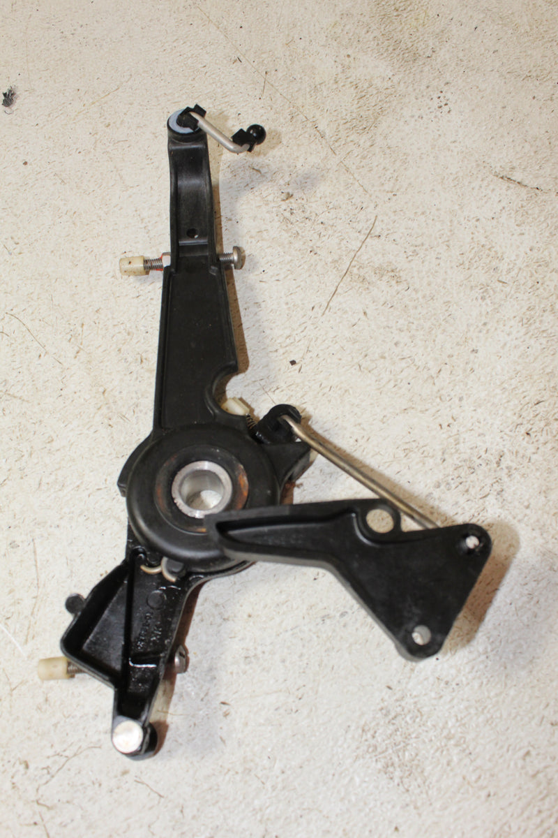 Mercury 90hp 2 Stroke Outboard Throttle Bracket (42947)