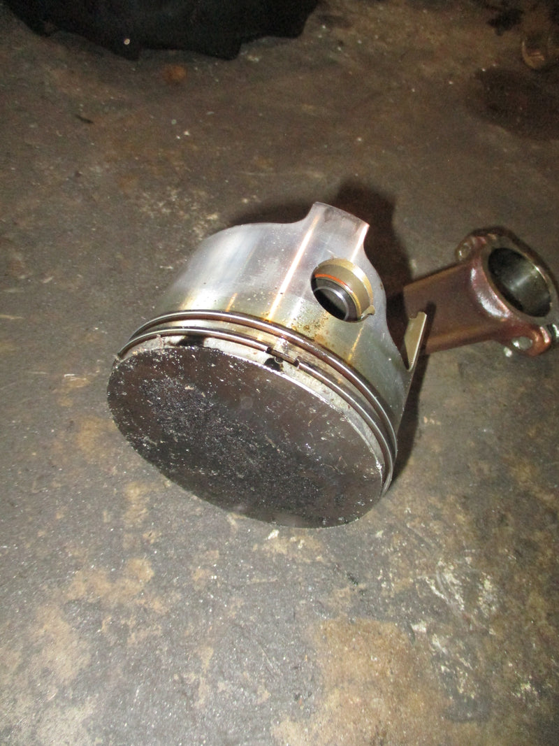 Mercury Blackmax XRI 200hp outboard port piston and rod (3137P4) .044 oversized
